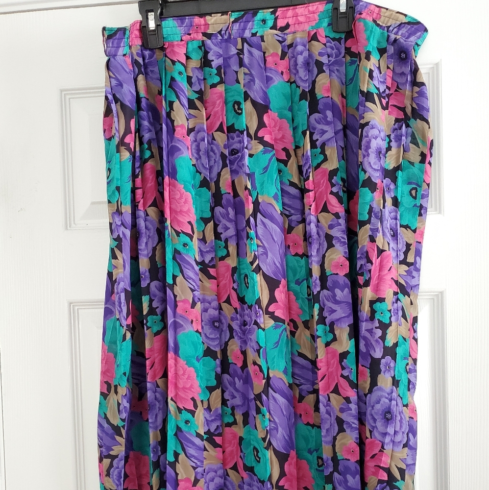 Vintage Ladies Skirt